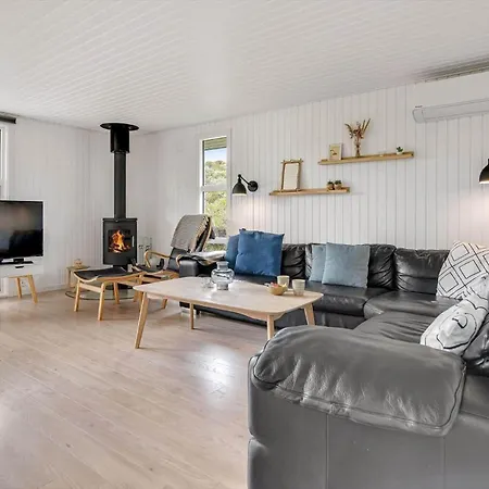 Holiday home Hs009-henne-hjelmevej-146 *