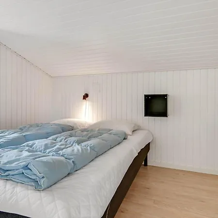 Hs009-henne-hjelmevej-146 Henne Strand