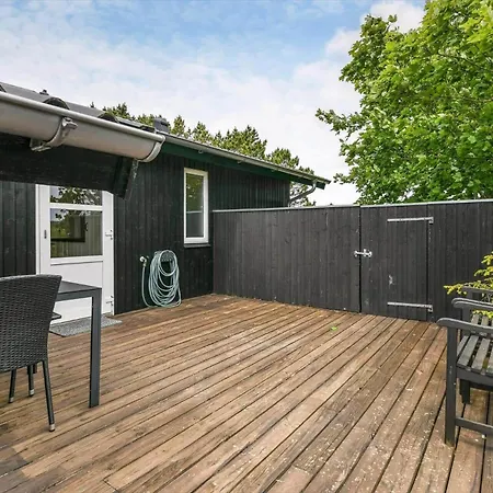 Hs009-henne-hjelmevej-146 Holiday home *