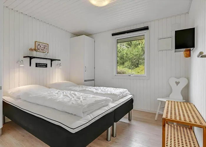 Hs009-henne-hjelmevej-146 Semesterbostad *