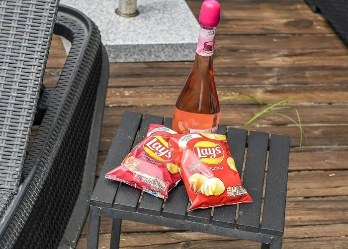 Hs009-henne-hjelmevej-146 *