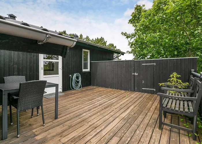 Hs009-henne-hjelmevej-146 Semesterbostad *